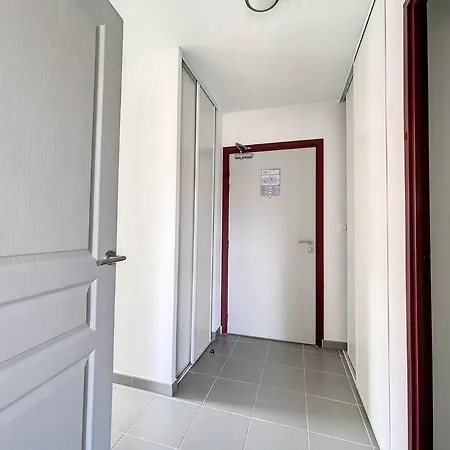 3279-t3 Dans Avec Piscine Apartment *