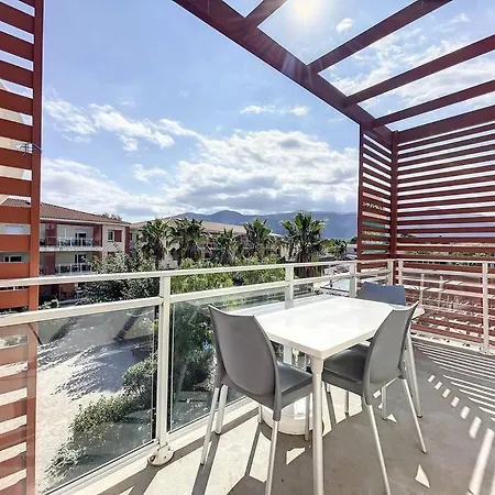 Apartment 3279-t3 Dans Avec Piscine *